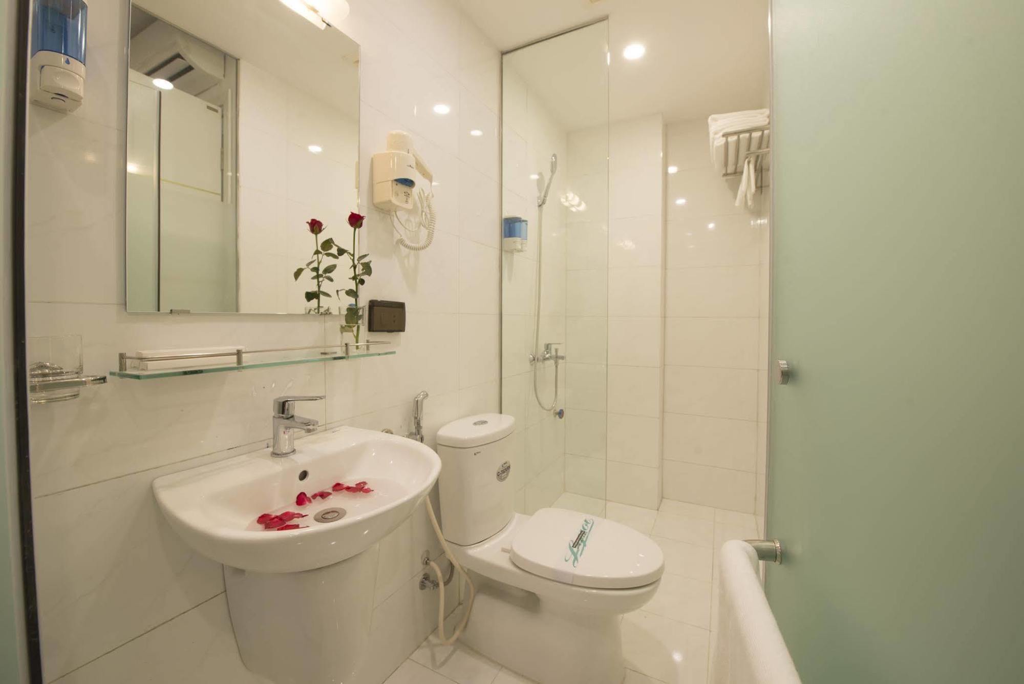Ha Noi Holiday Center Hotel Ханой Экстерьер фото